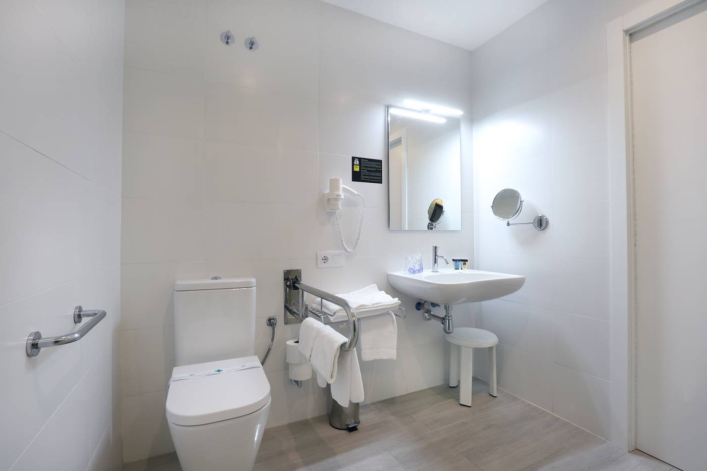 Alameda-Hotel-Room-18