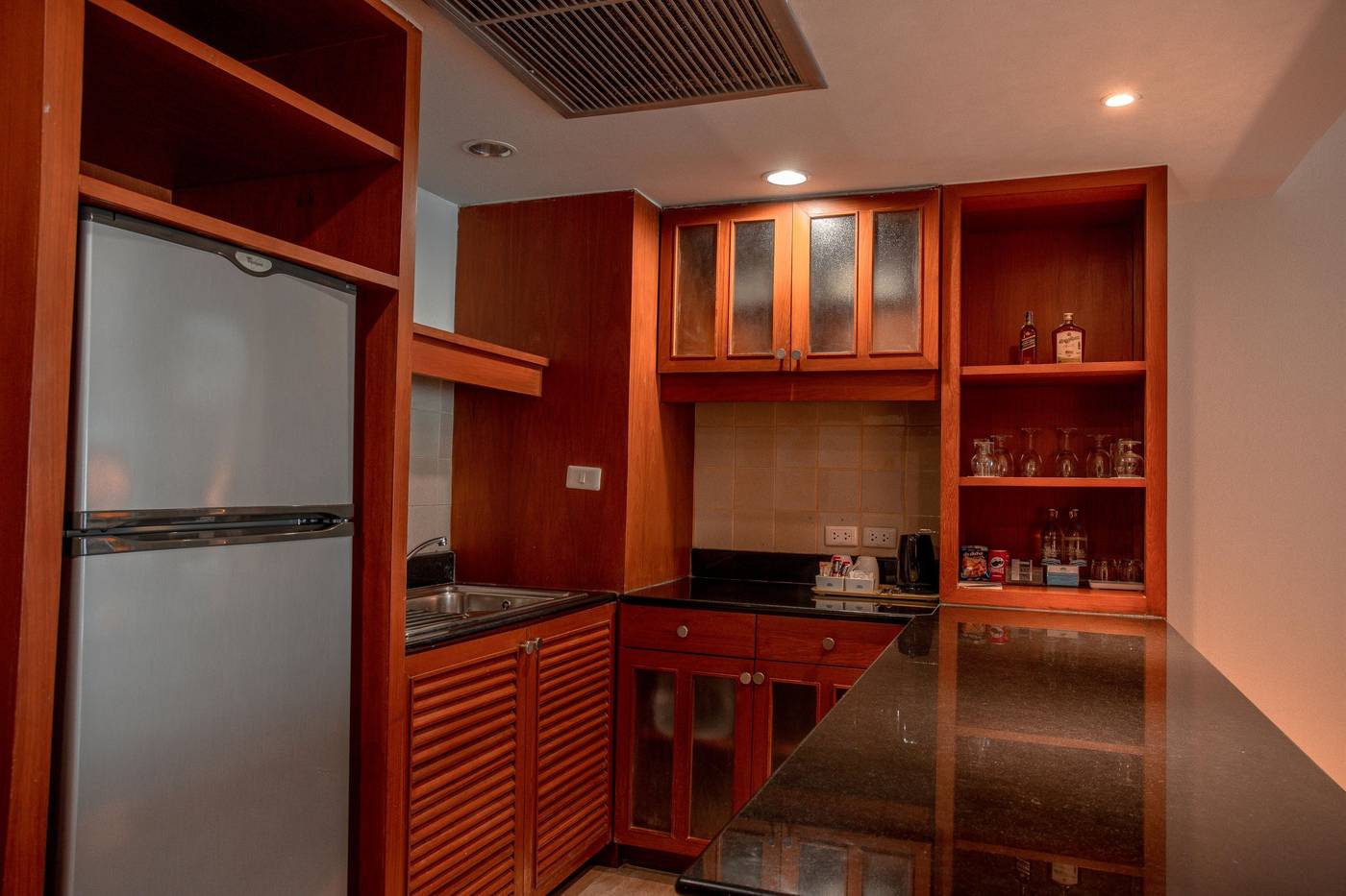 Royal-Paradise-Room-47