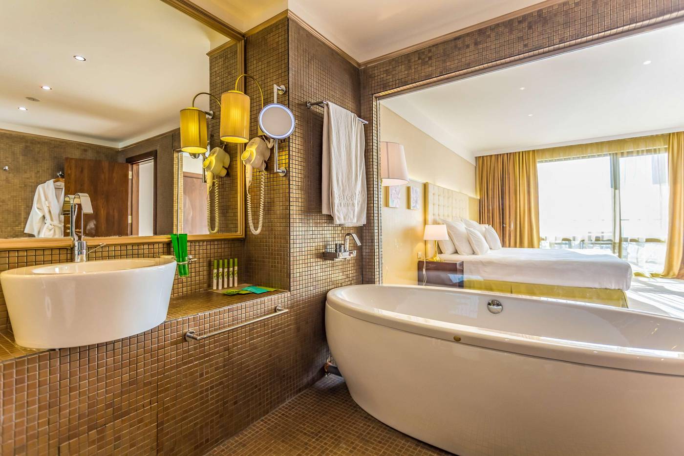 Barcelo-Royal-Beach-Room-40