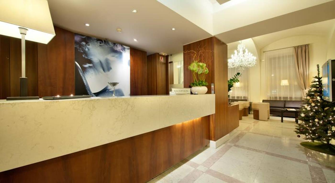 Hotel Maestro-Czech Republic-PRAGUE-Lobby-5