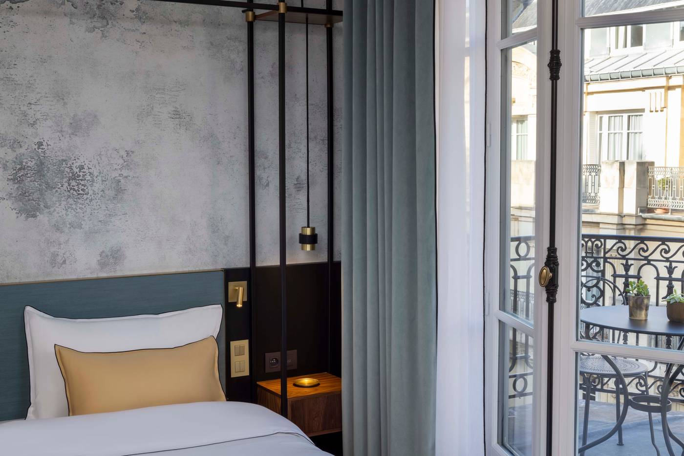 Victoria-Palace-Room-32