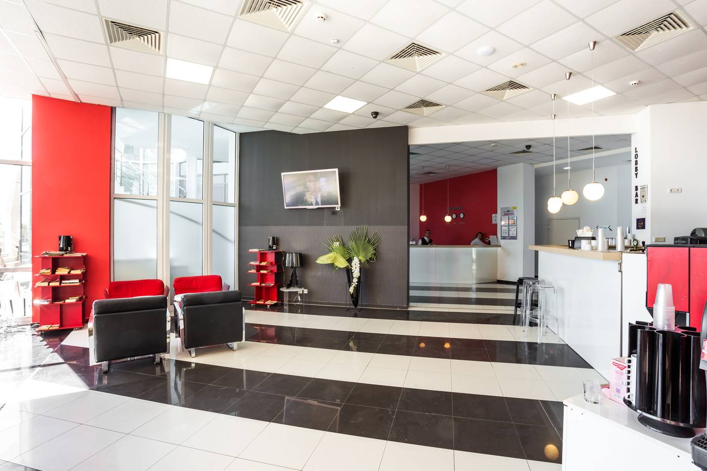 Blue-Pearl-Hotel-Lobby-53