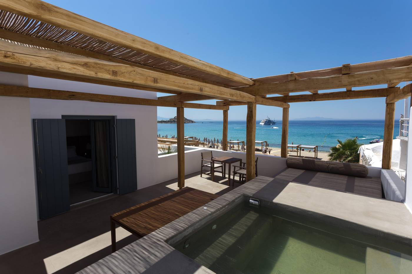 Branco-Mykonos-Room-66