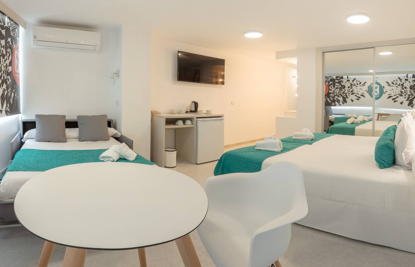 Benidorm-Celebrations-Music-Resort-Room-15