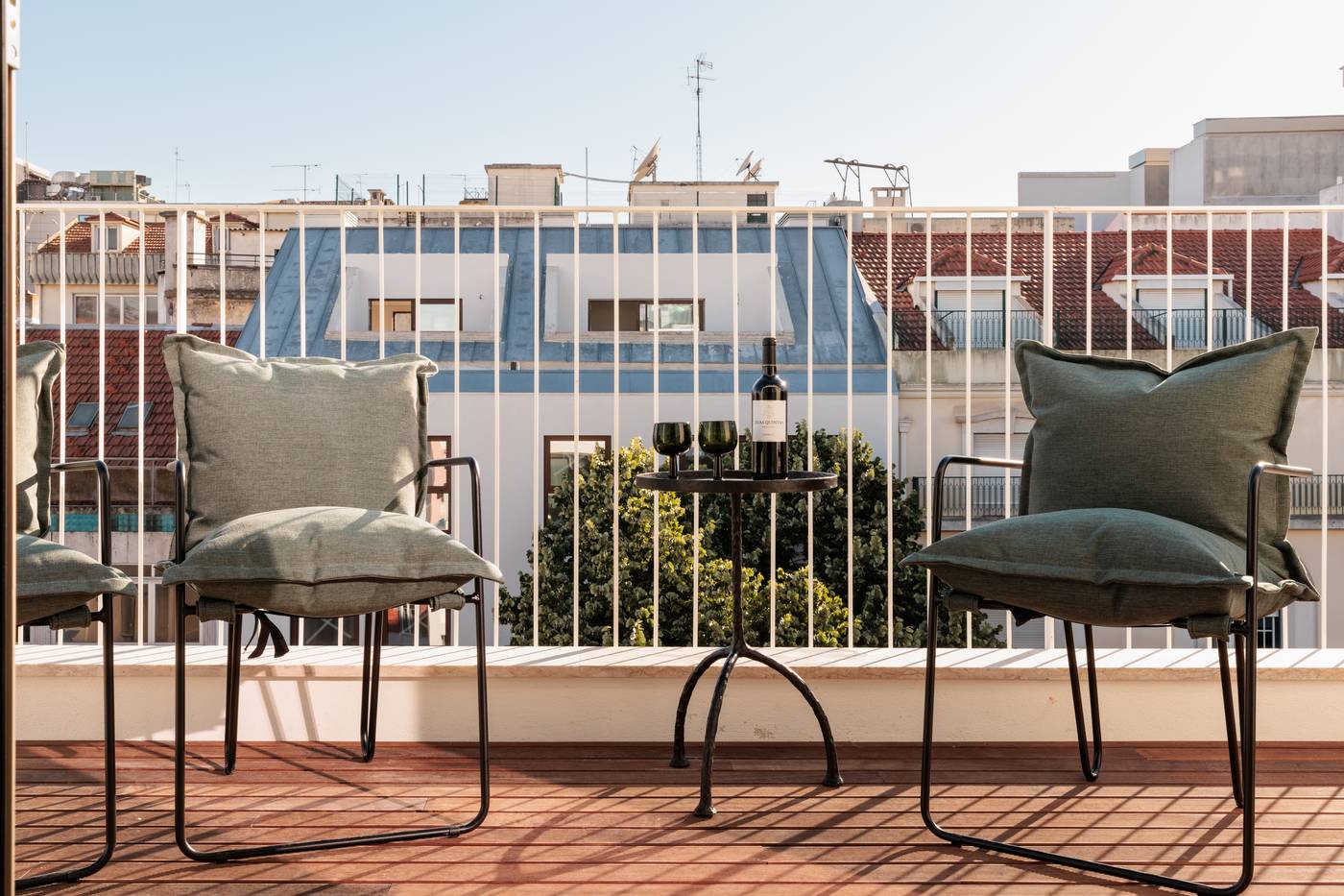 Locke-De-Santa-Joana-Room-71