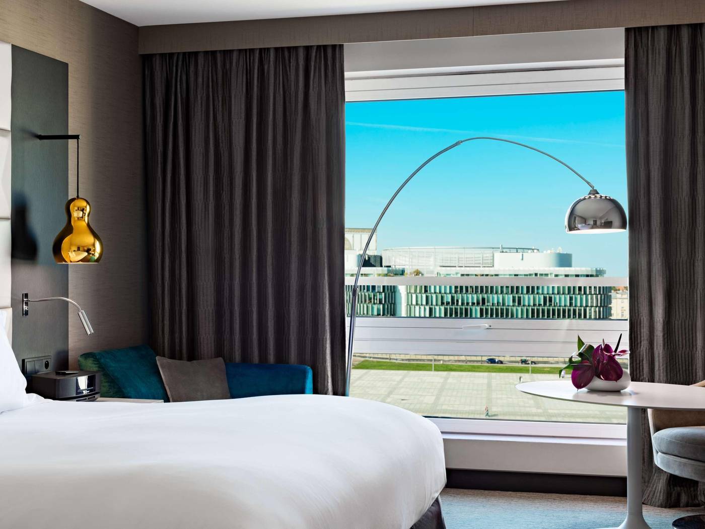 Sofitel-Warsaw-Victoria-Room-40