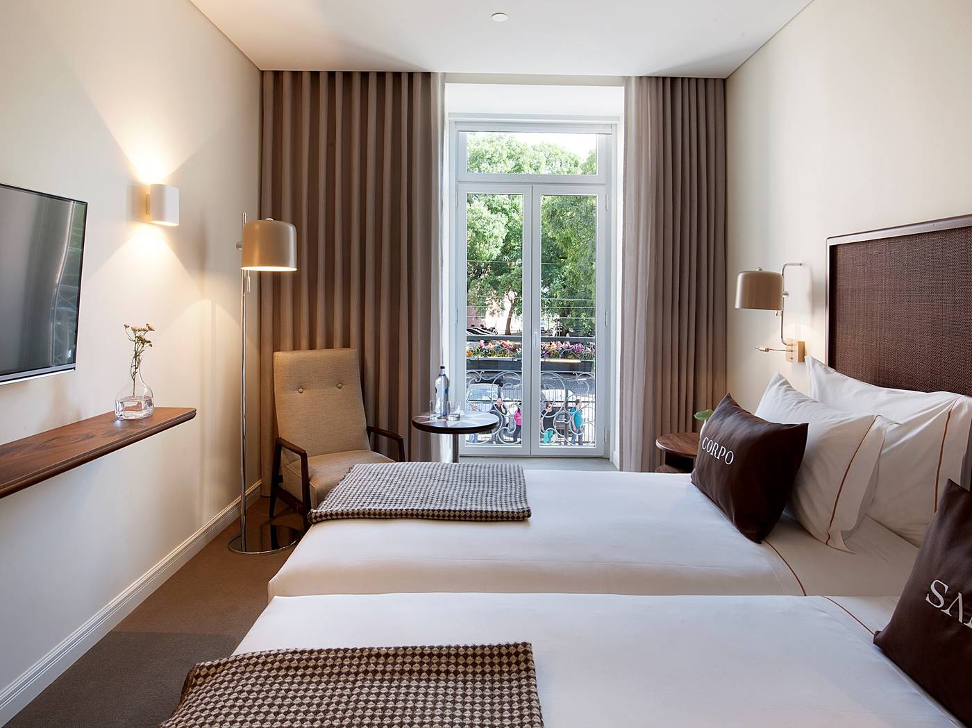 Corpo-Santo-Lisbon-Historical-Hotel-Room-1