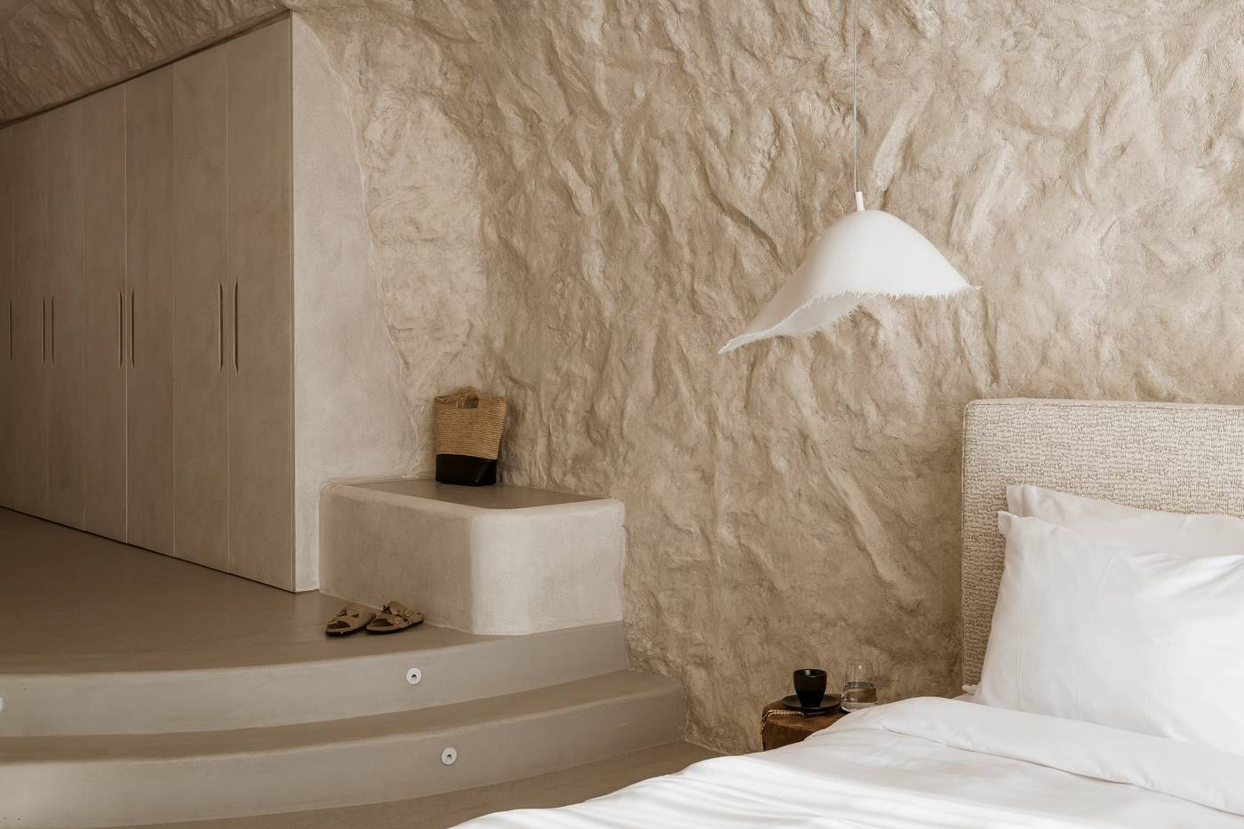 One-Of-One-Hotel-Room-19