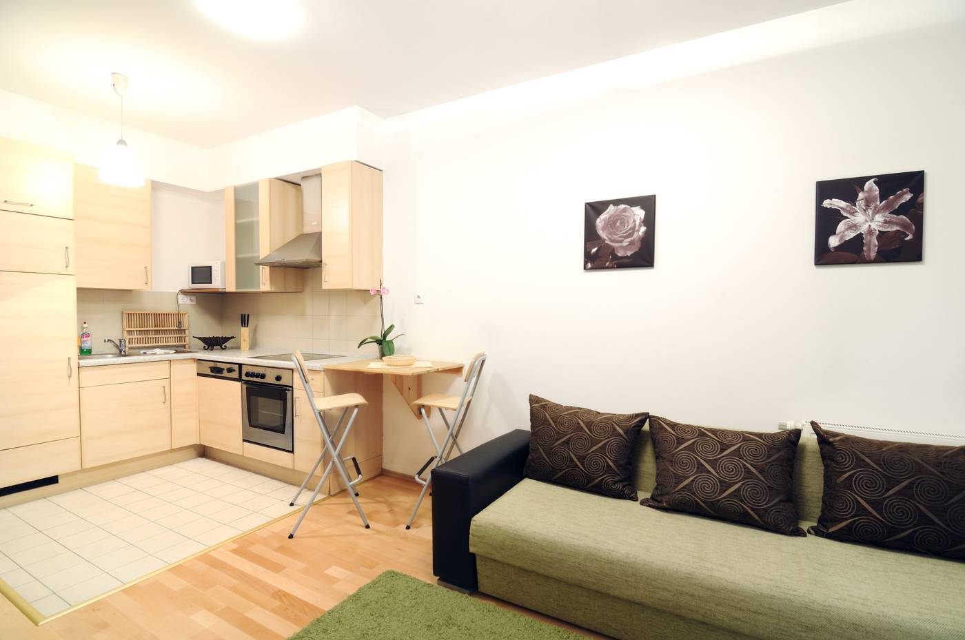 Comfort-Apartments-Room-19