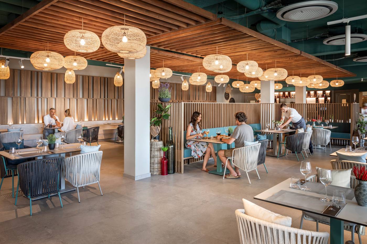 Aminess-Avalona-Camping-Resort-Restaurant-65