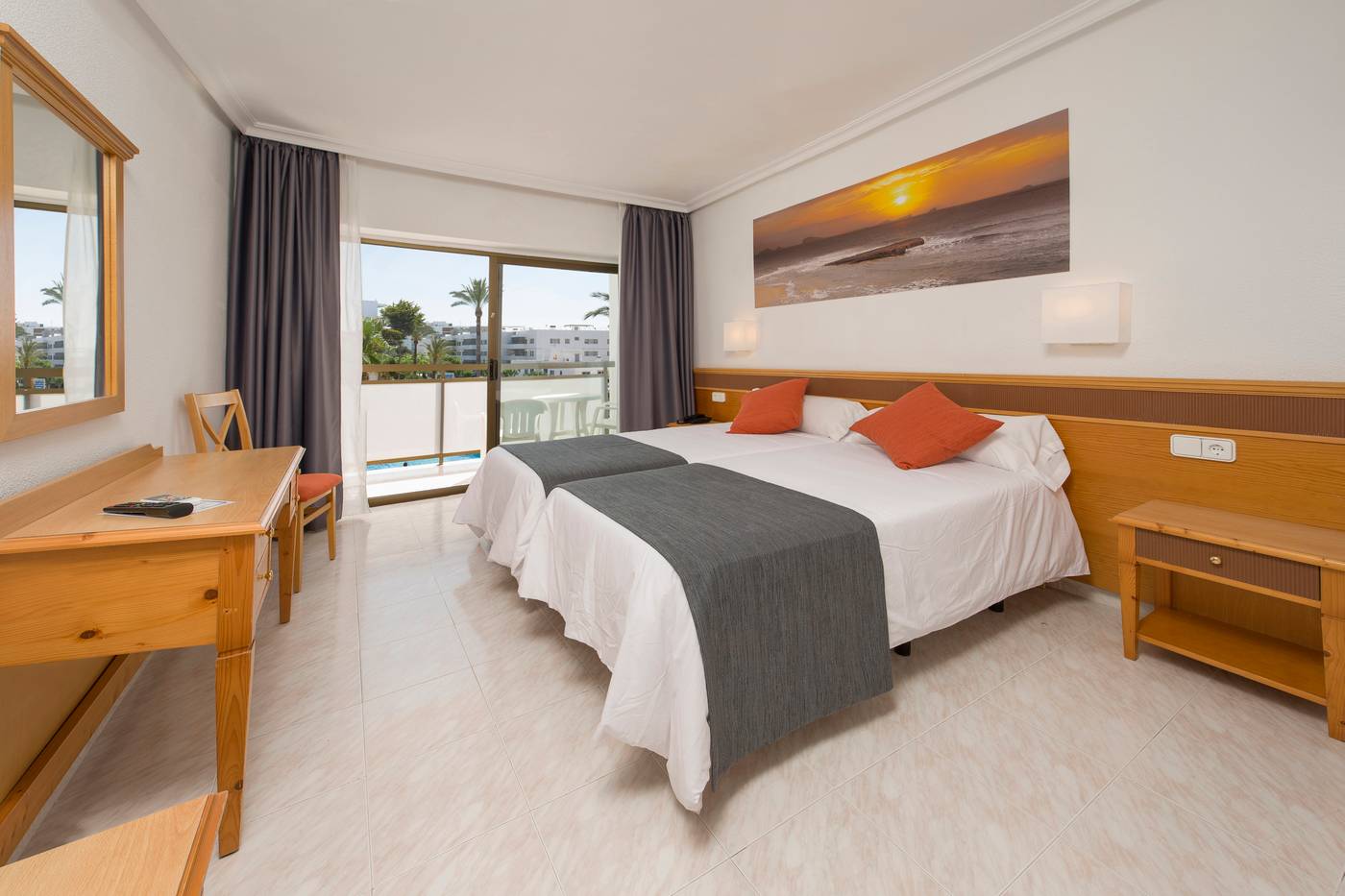 Playasol-Mare-Nostrum-Room-17