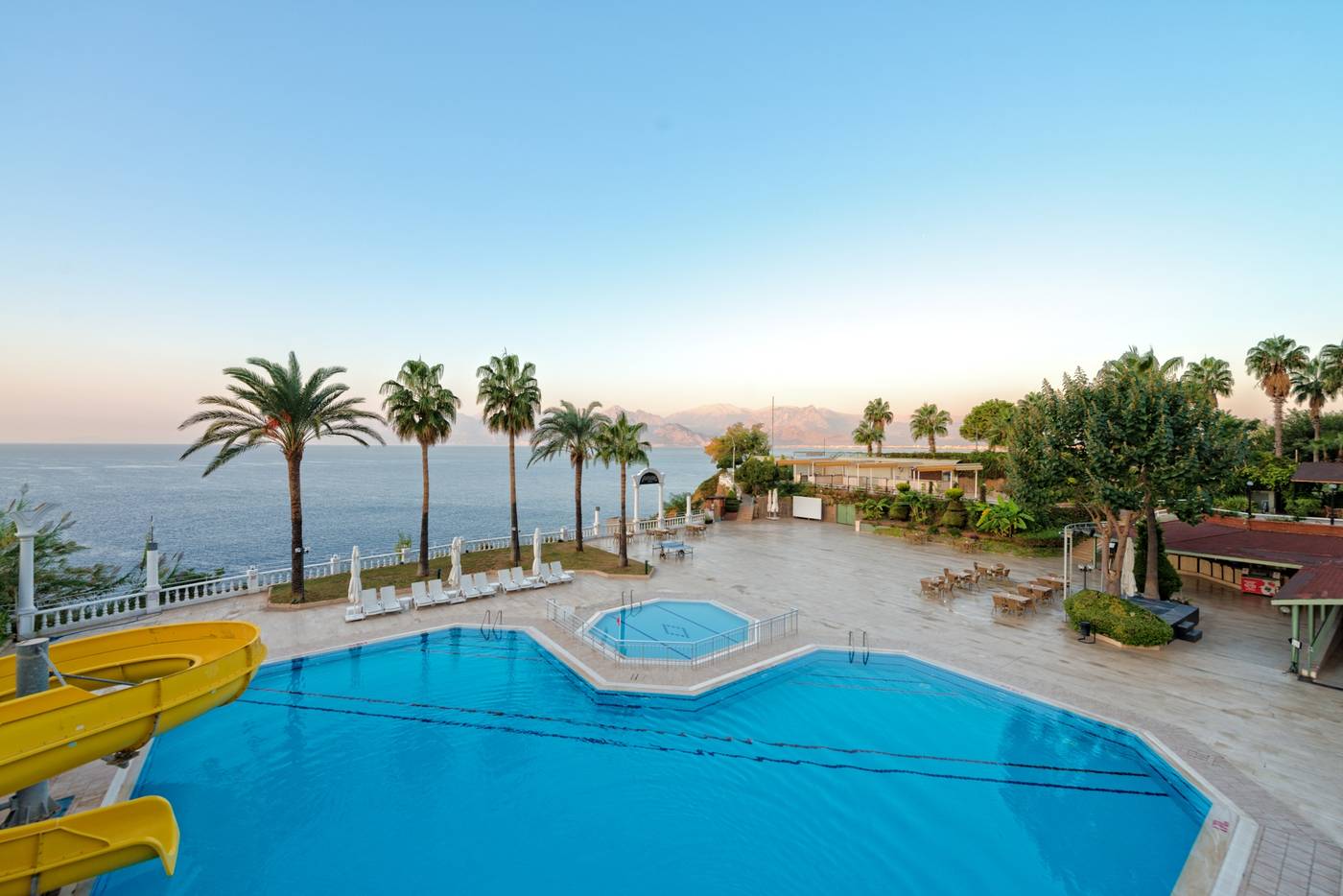 Adonis-Hotel-Antalya-Pool-1