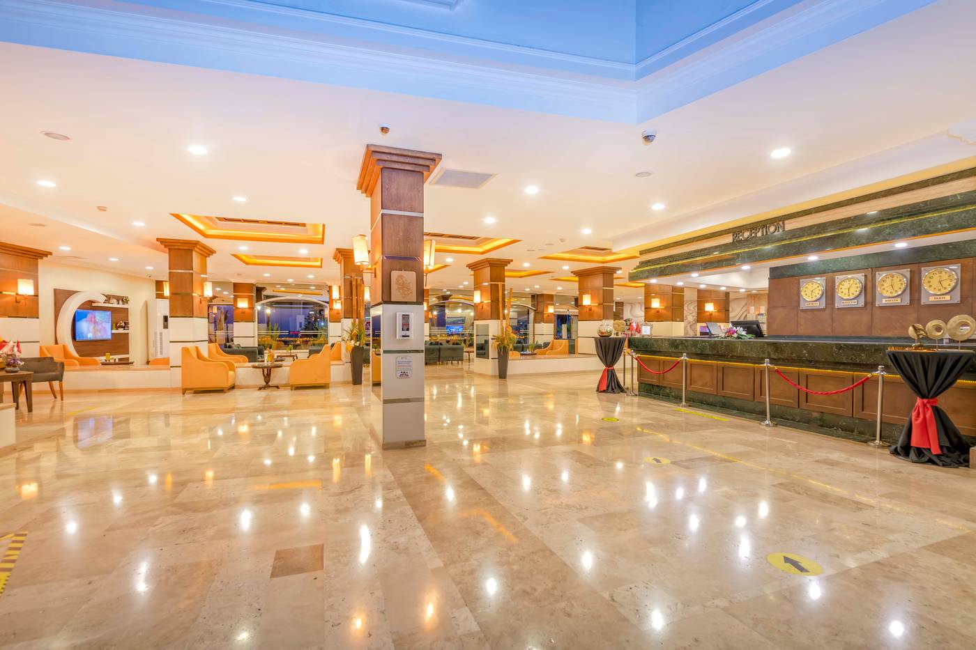 Armas-Labada-Lobby-39