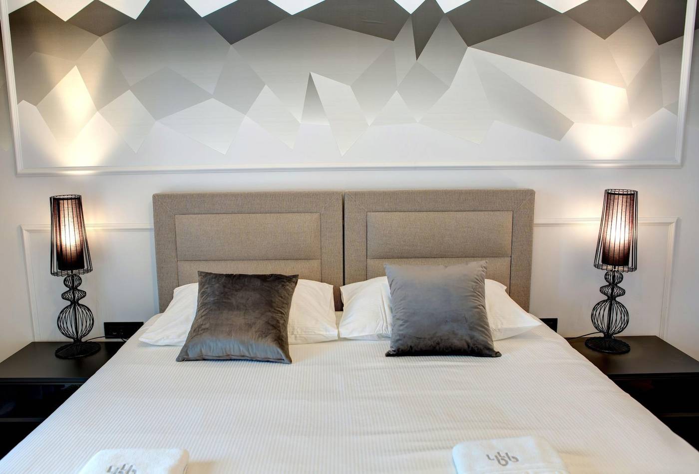 Guesthouse-Forty-Four-Room-28