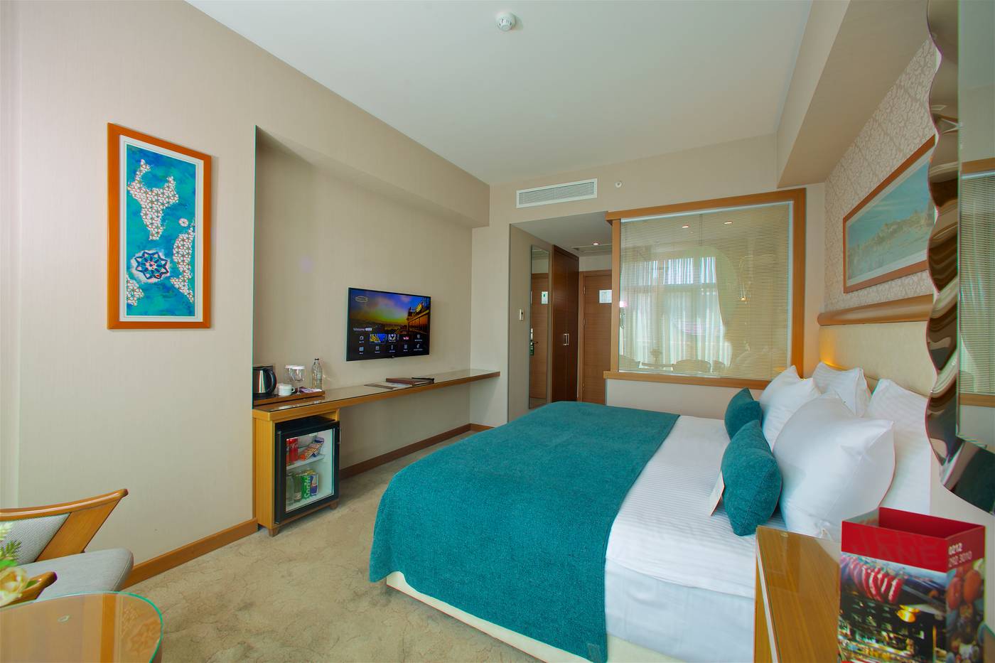 Momento-Hotel-Golden-Horn-Room-8