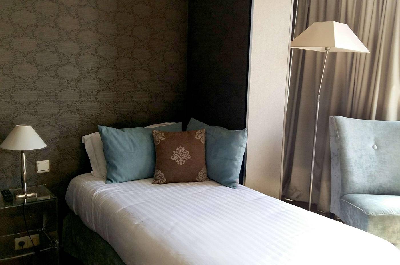 Best-Western-Anjou-Lafayette-Opera-Room-37