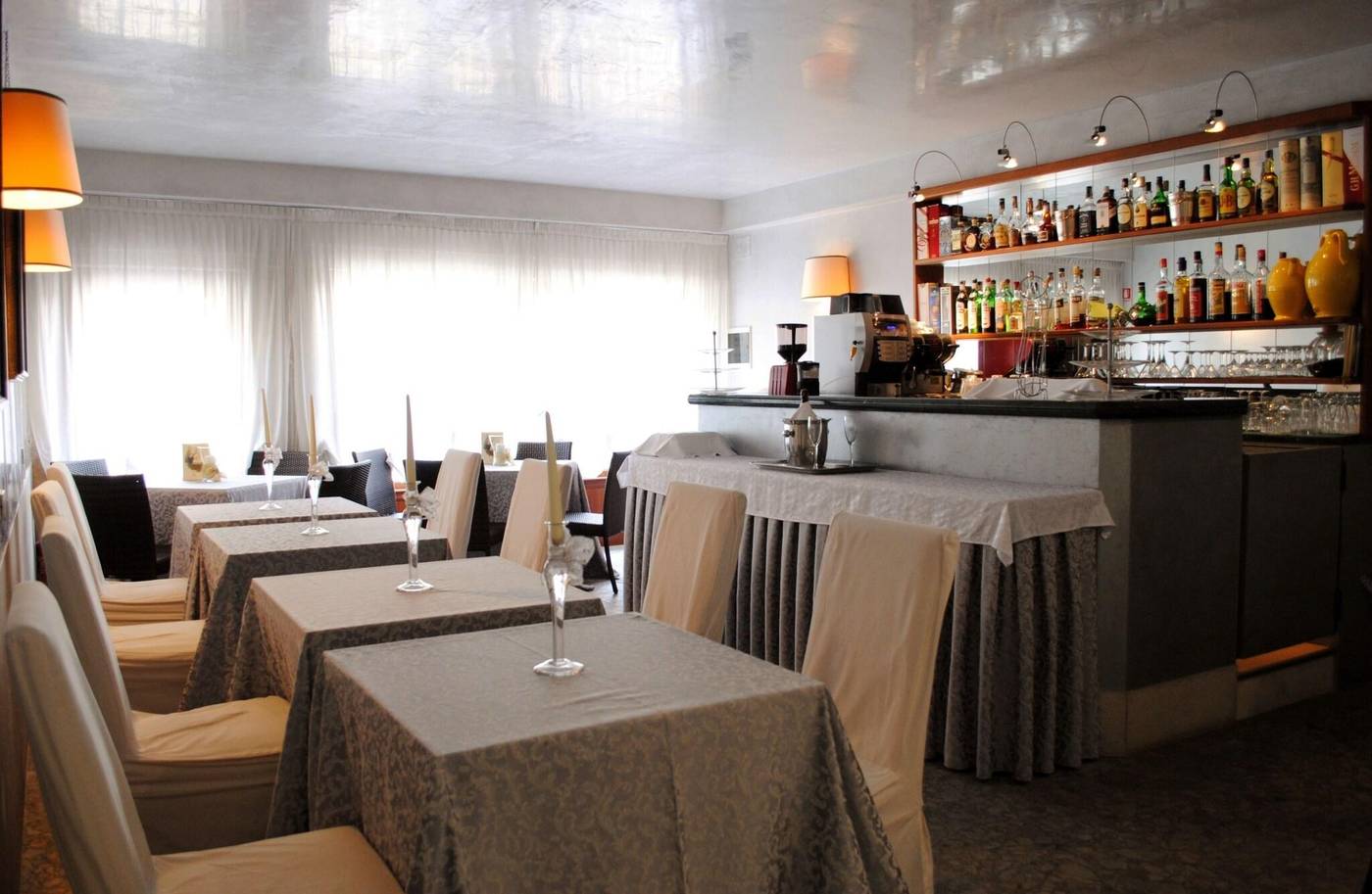 Palazzo-Del-Giglio-Bar-6