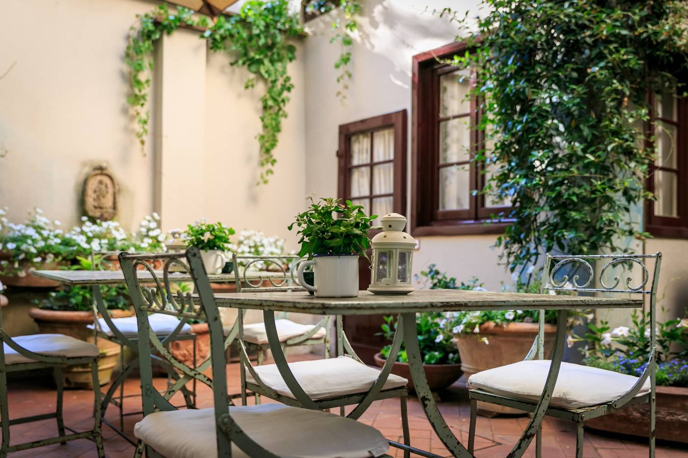 The-J---J-Historic-House-Hotel-General-view-8