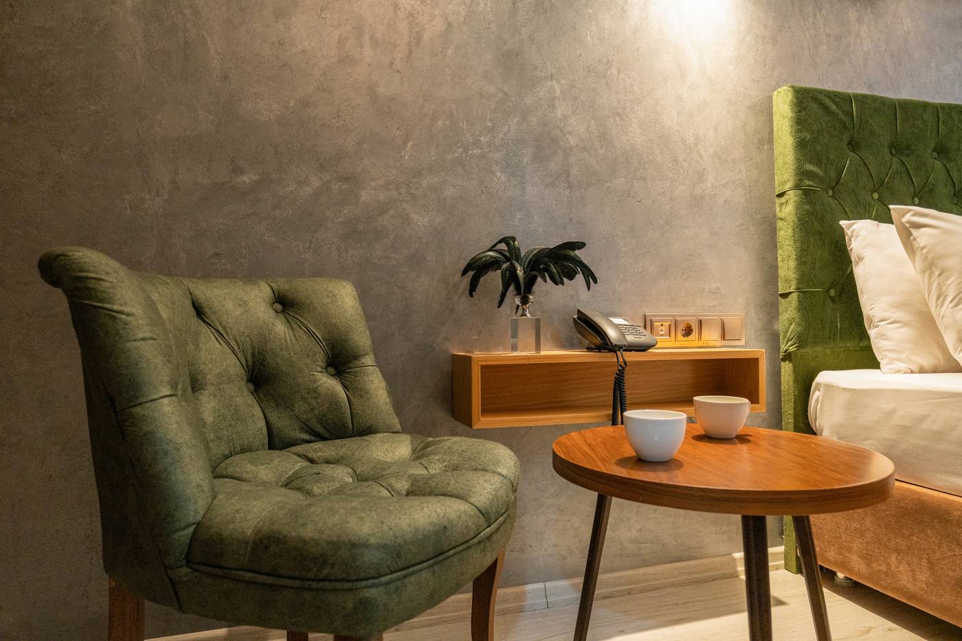 Monezza-Hotel-Room-48