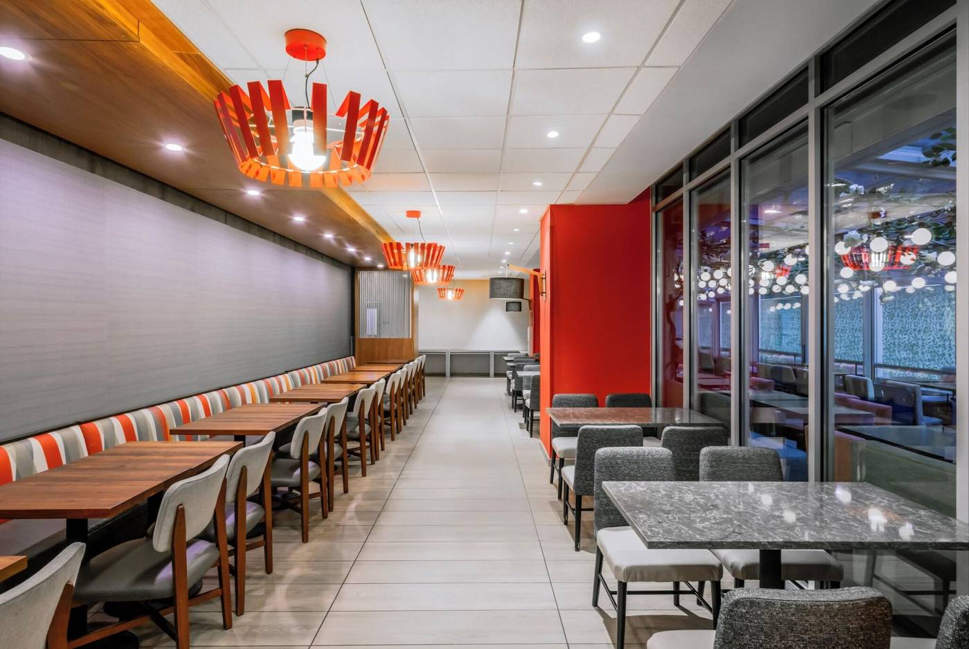 Hyatt-Place-New-York-City---Times-Square-Restaurant-28