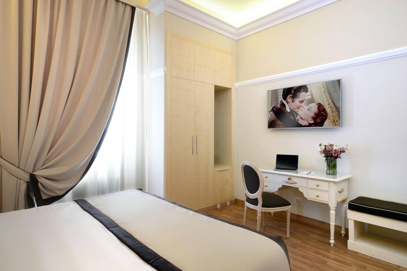 Grand-Hotel-Vittoria-Room-27