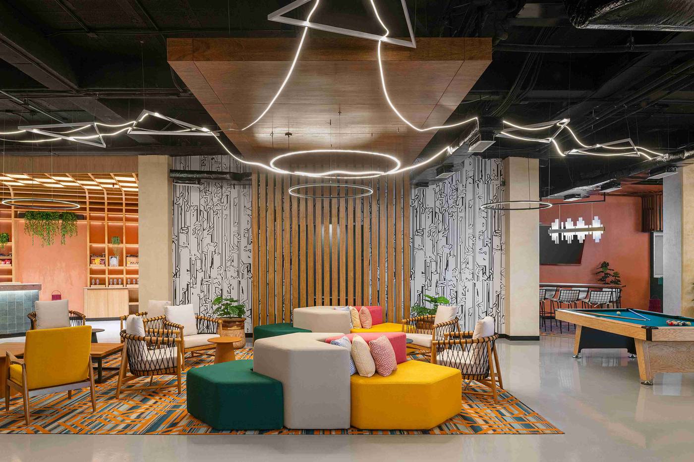 Aloft-Cancun-Lobby-39