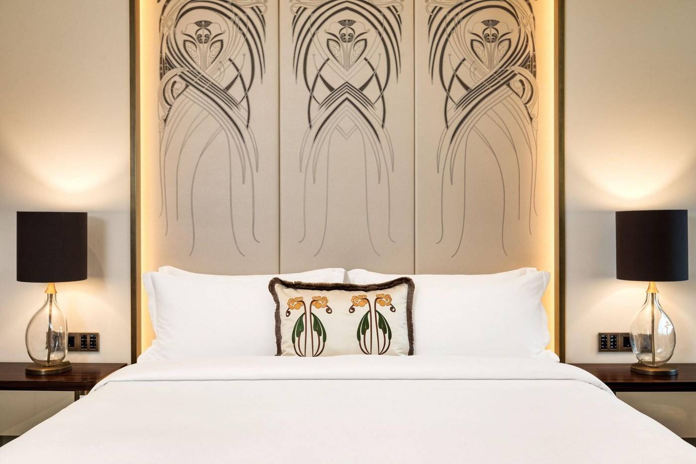 Matild-Palace--a-Luxury-Collection-Hotel-Room-57