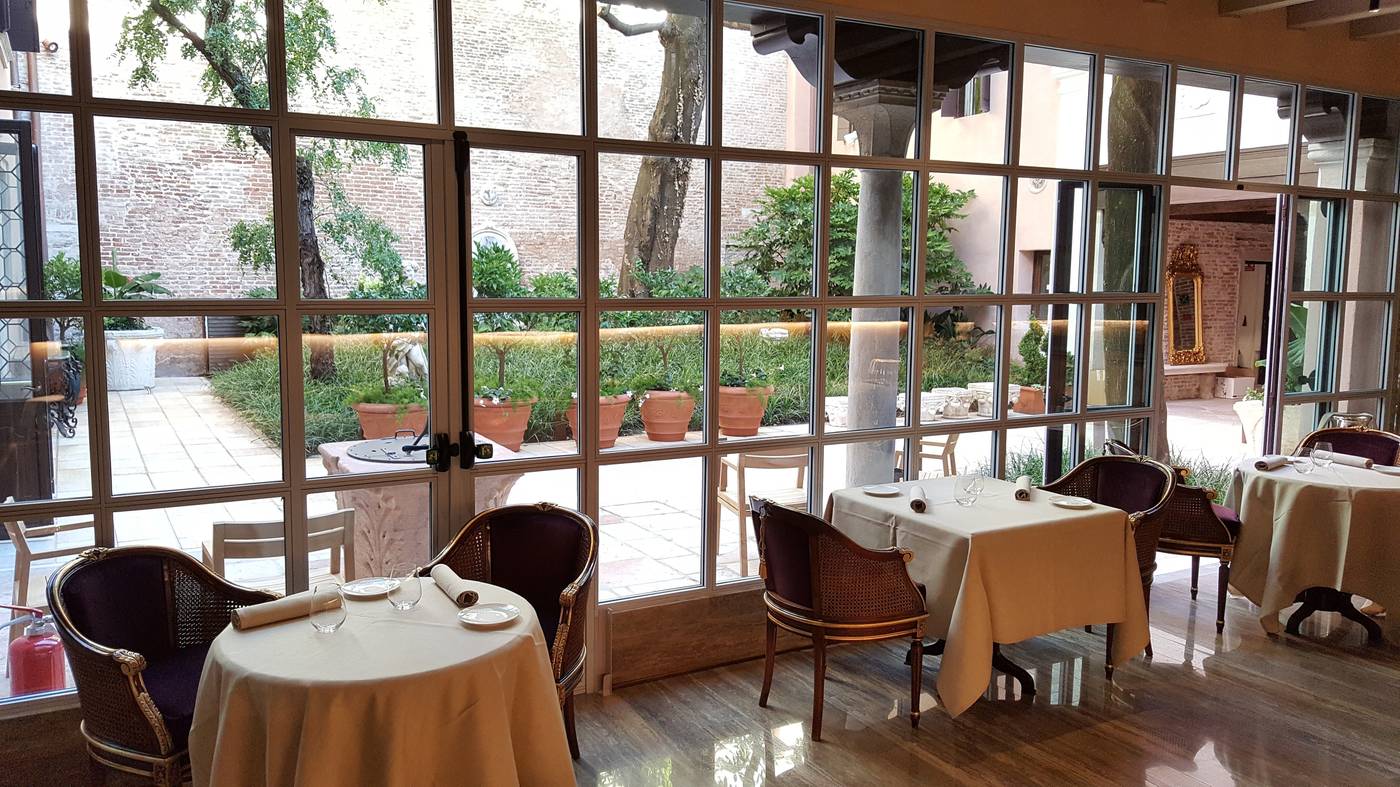 Palazzo-Venart-Luxury-Hotel-Restaurant-3