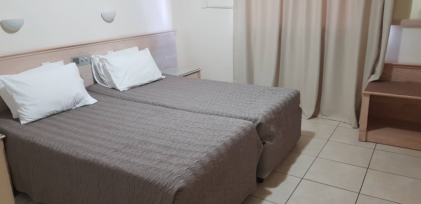 Senator-Hotel-Apartments-Room-38