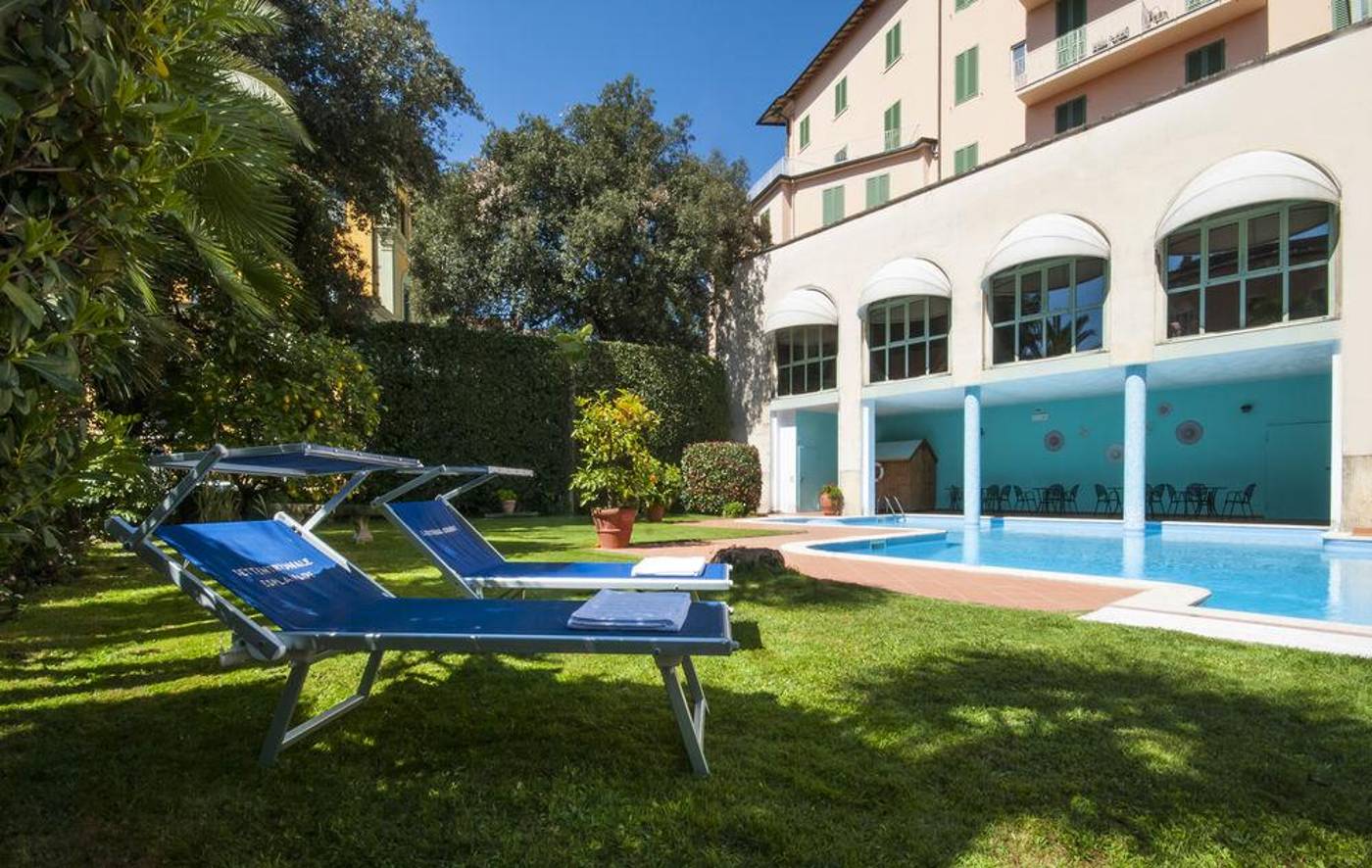 Hotel Settentrionale Esplanade-Italy-MONTECATINI TERME-General view-4