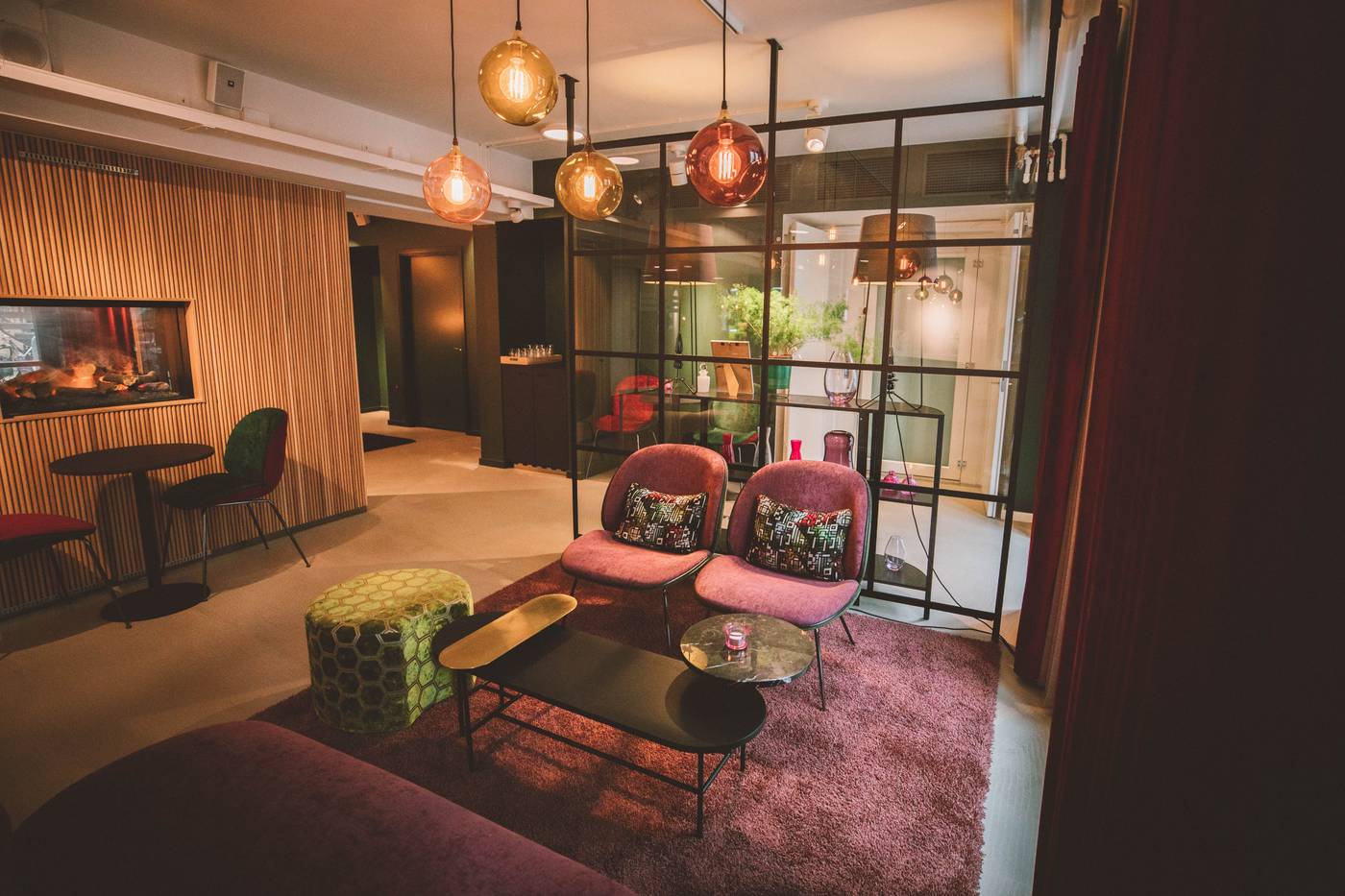 Andersen-Boutique-Hotel-Lobby-11