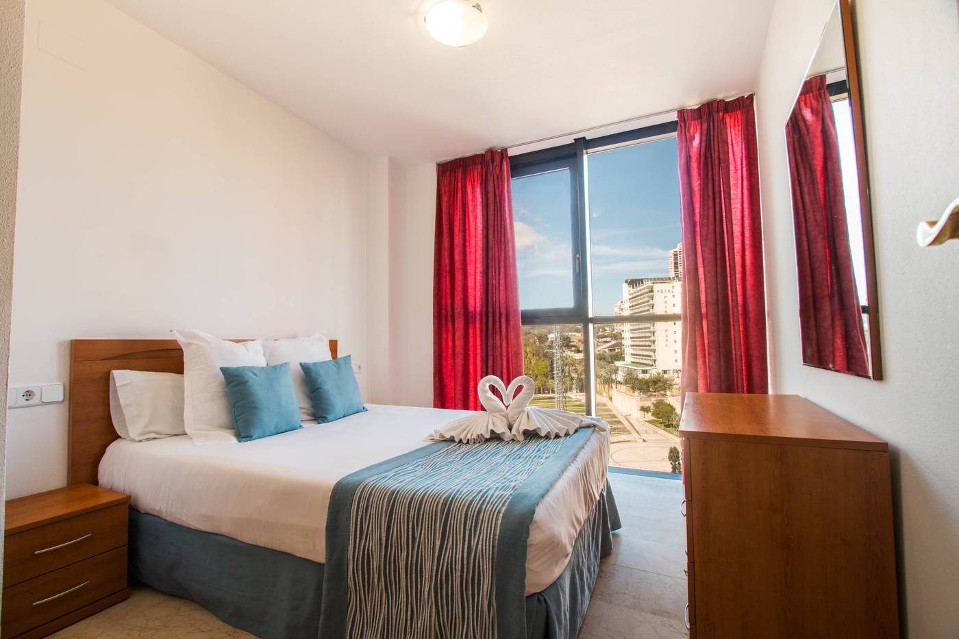 Magic-Atrium-Plaza-Room-5