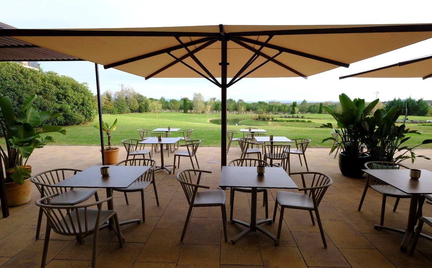 Mas-Sola-Bar-28