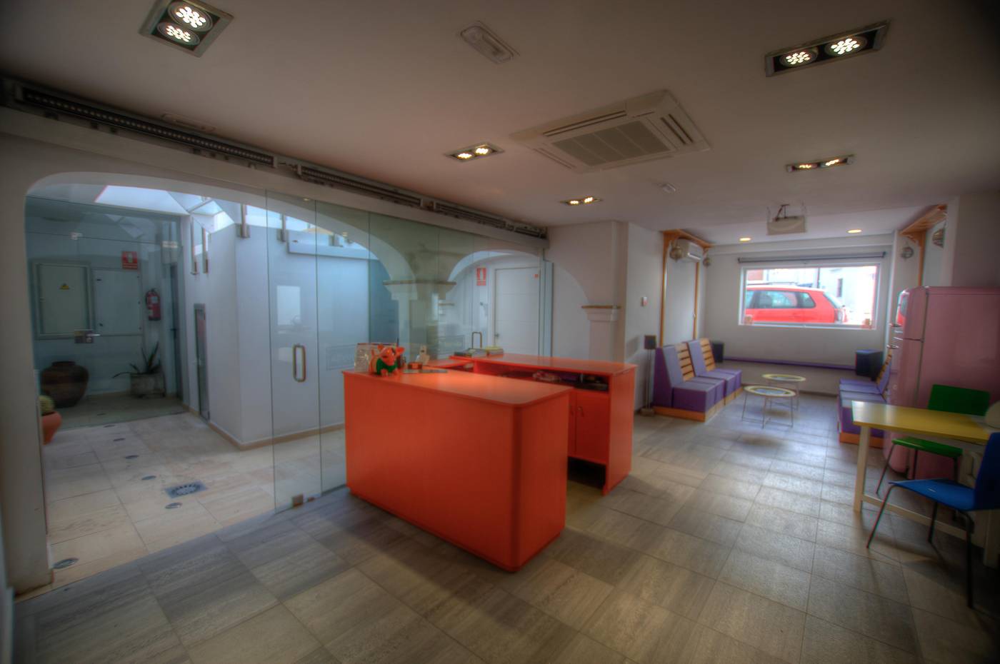 La-Joyita-De-Tarifa-Lobby-16