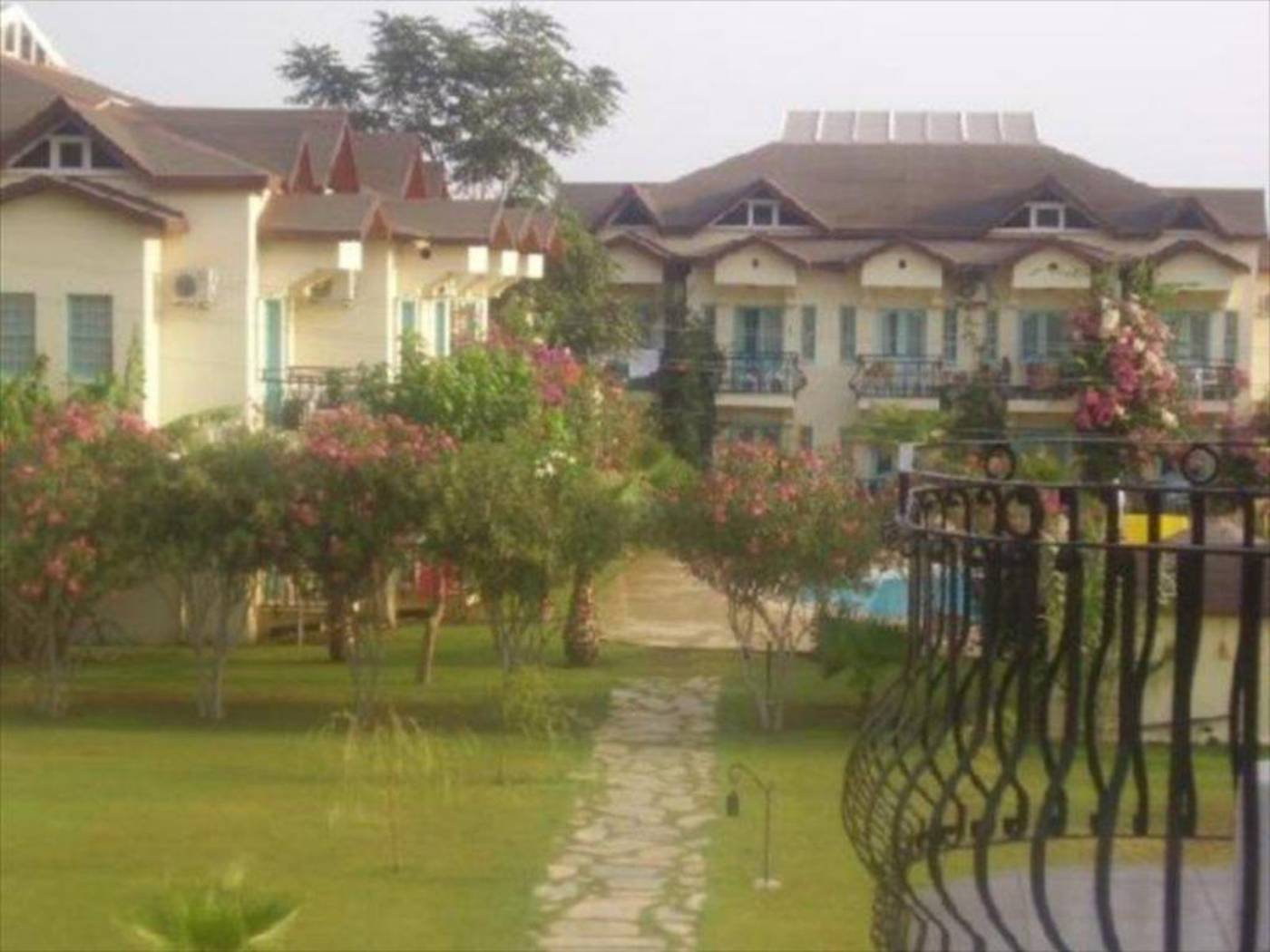 Club-Hotel-Keskin-Dalyan-General-view-12