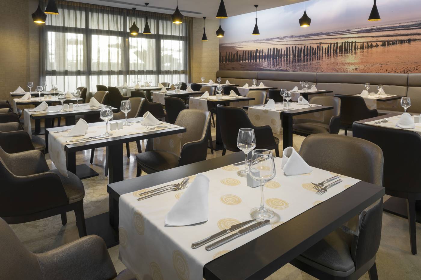 Elba-Costa-Ballena-Restaurant-44