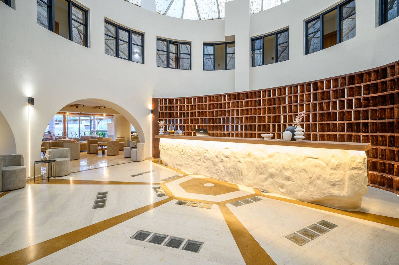 Malia Bay Beach Hotel and Bungalows