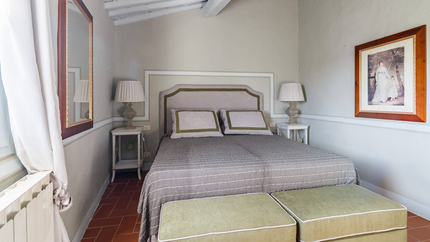 Relais-Villa-Olmo-Food-and-Wine-Resort-Room-17
