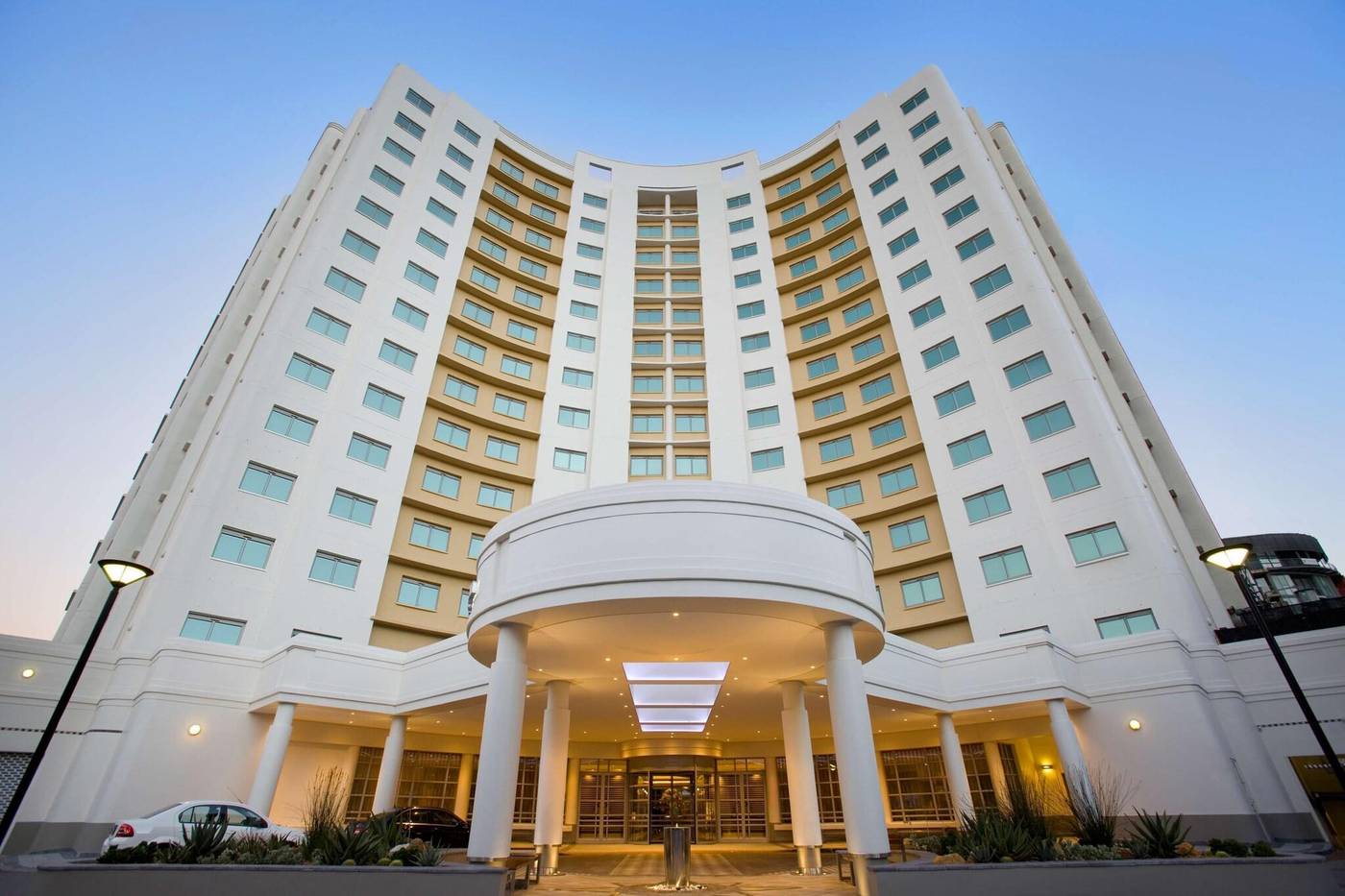 Southern-Sun-Cape-Town-Waterfront-General-view-4