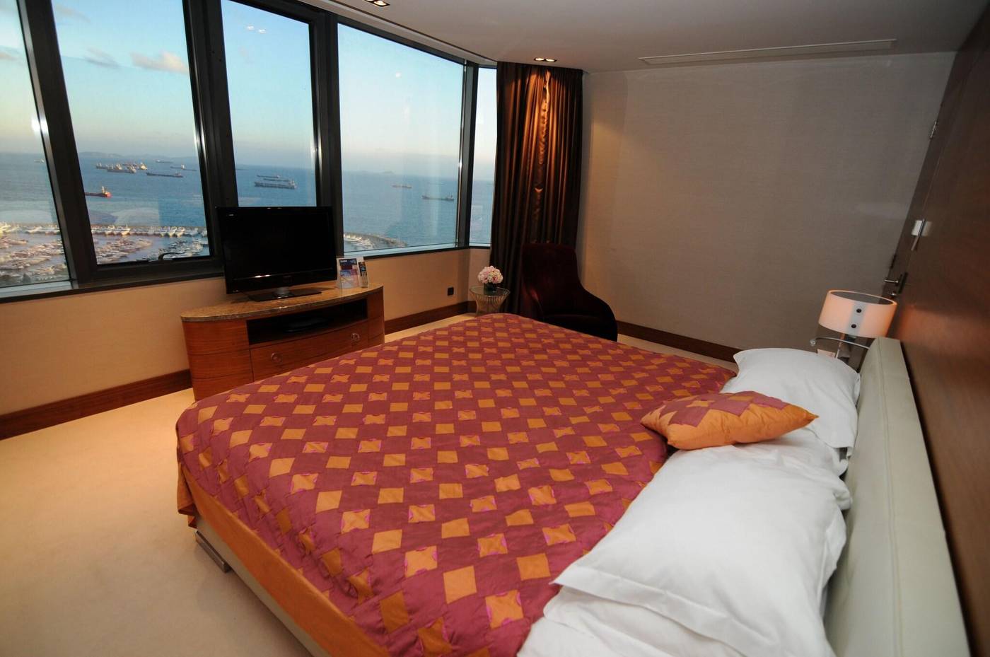 Sheraton-Hotel-Atakoy-Room-64