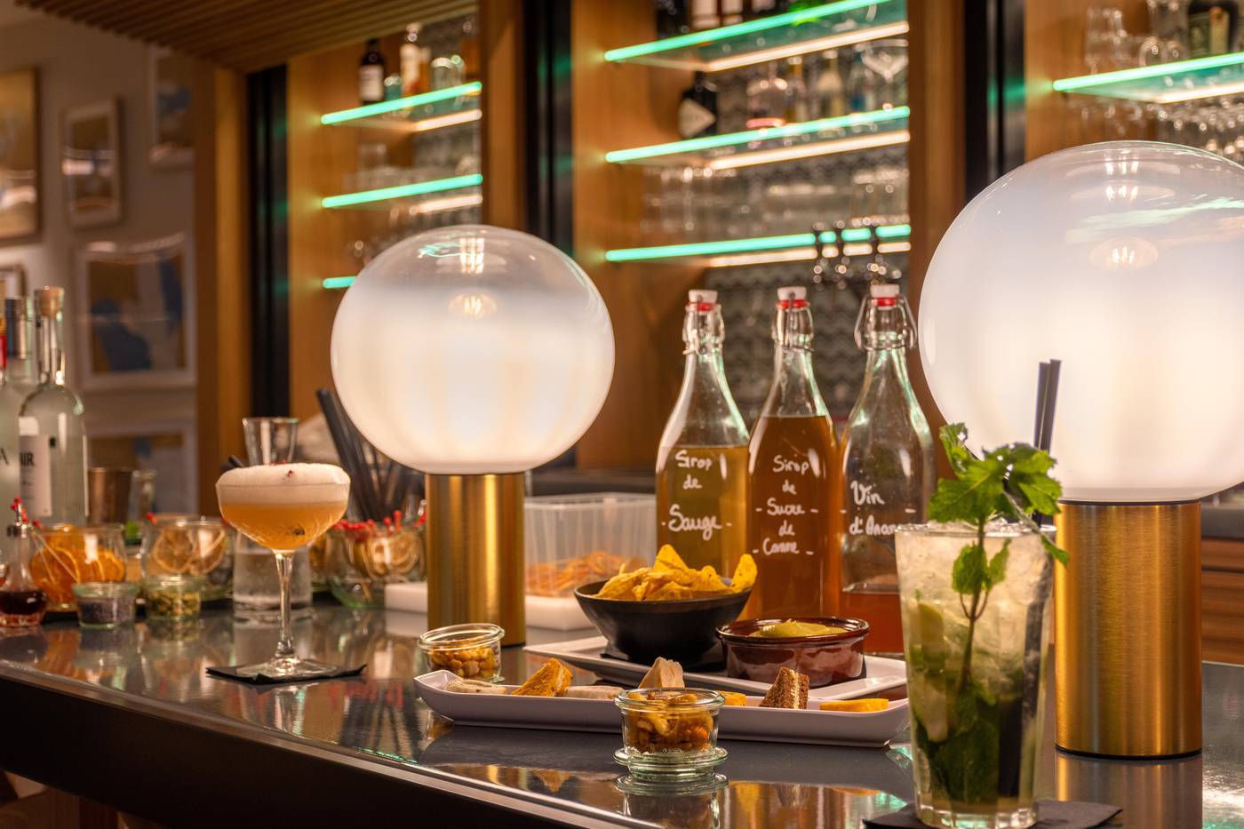 Holiday-Inn-Resort-Nice-Port-St--Laurent-Bar-49