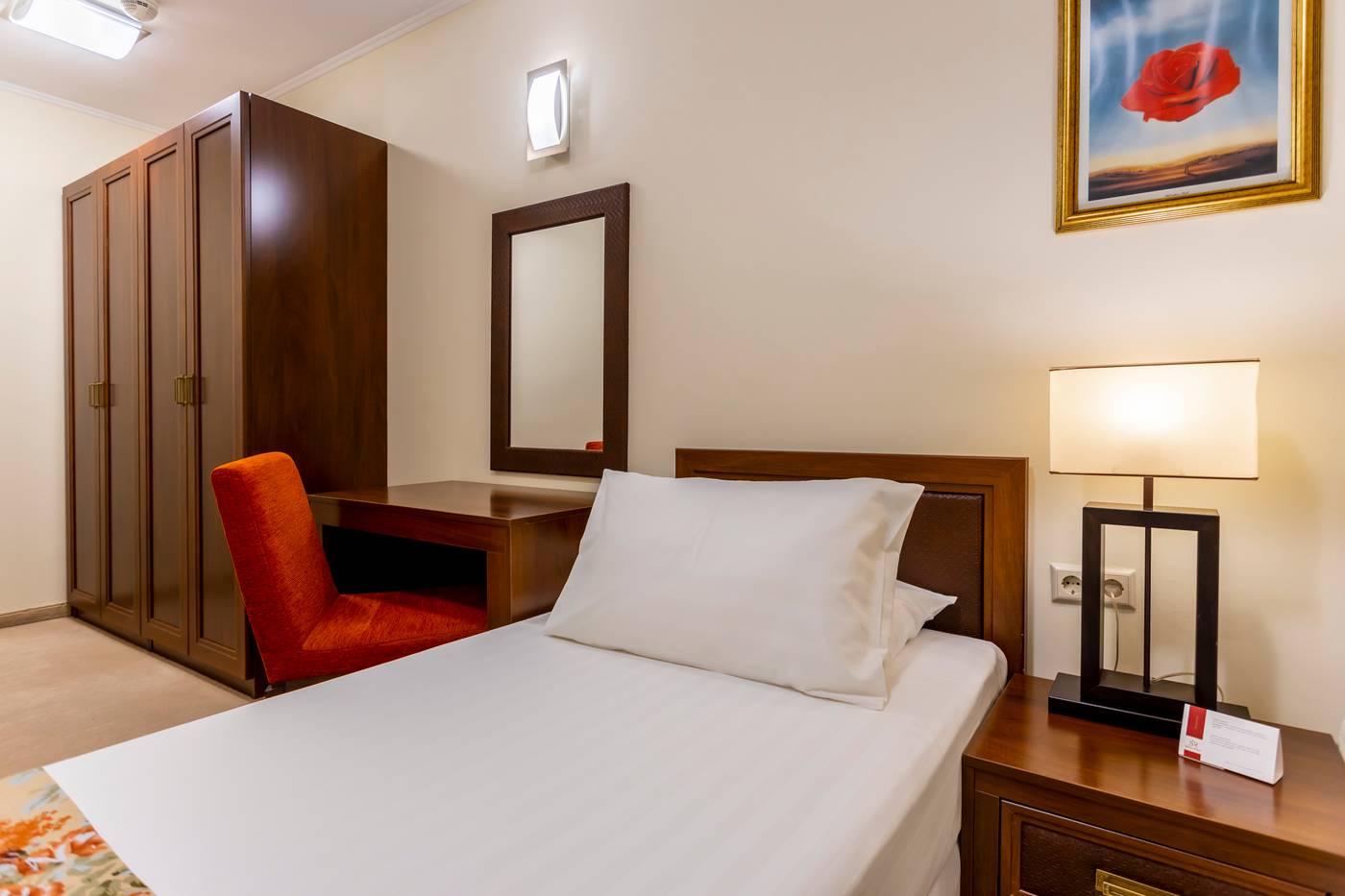 Sunset-Resort-Room-28