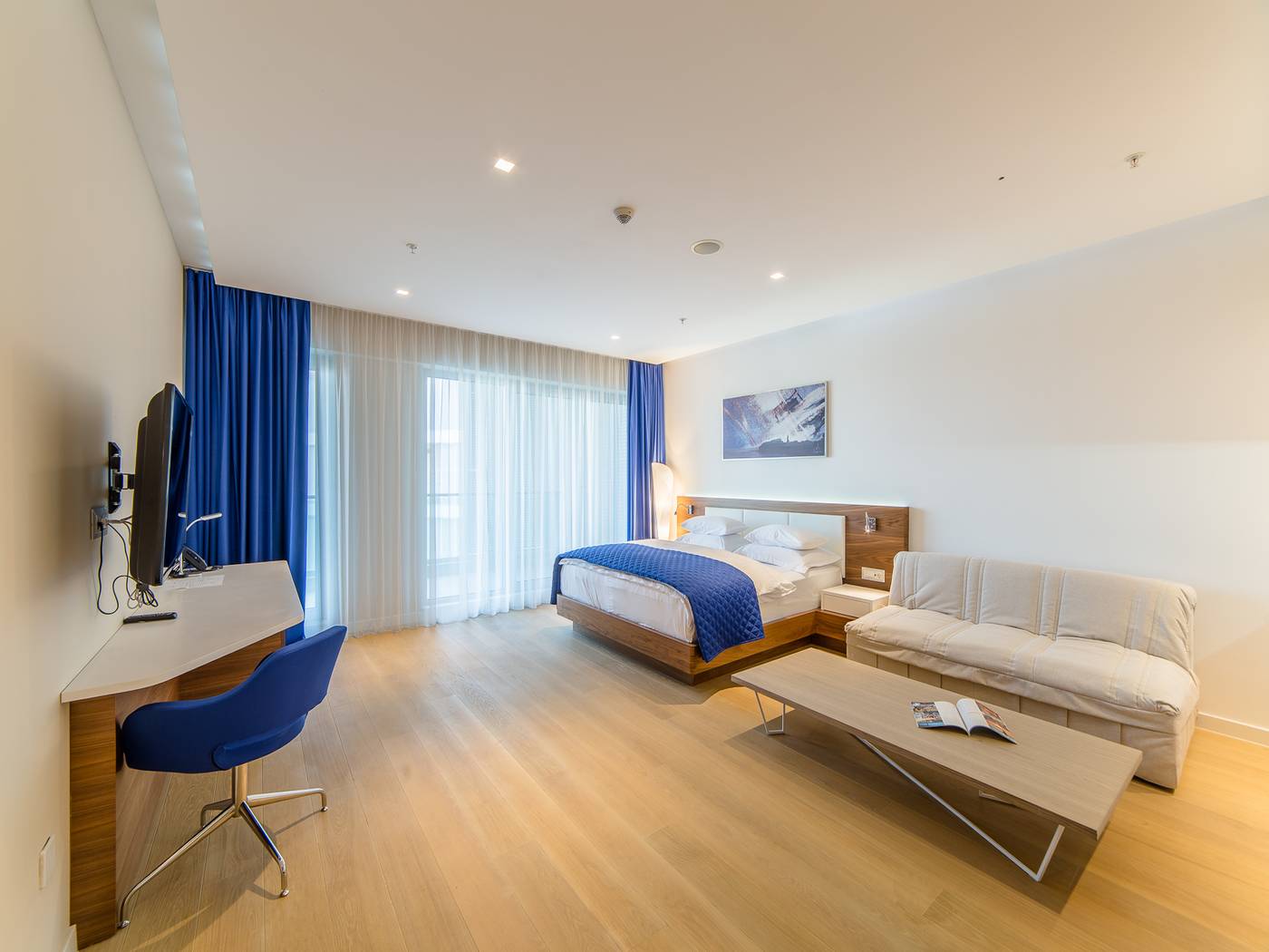 Hotel-Tq-Plaza-Room-17