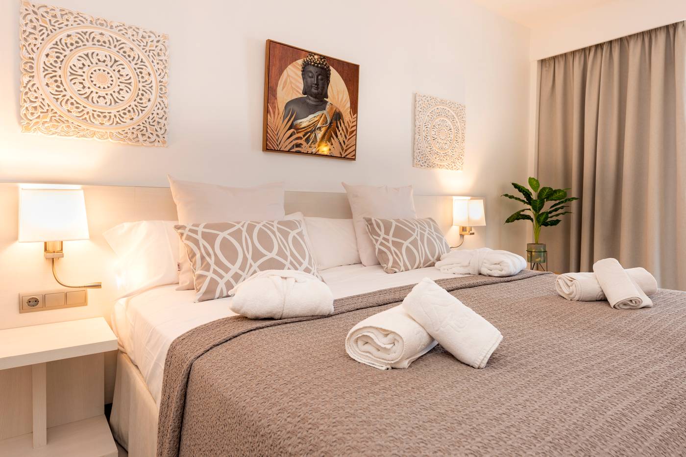 Puchet-Hotel-Room-37