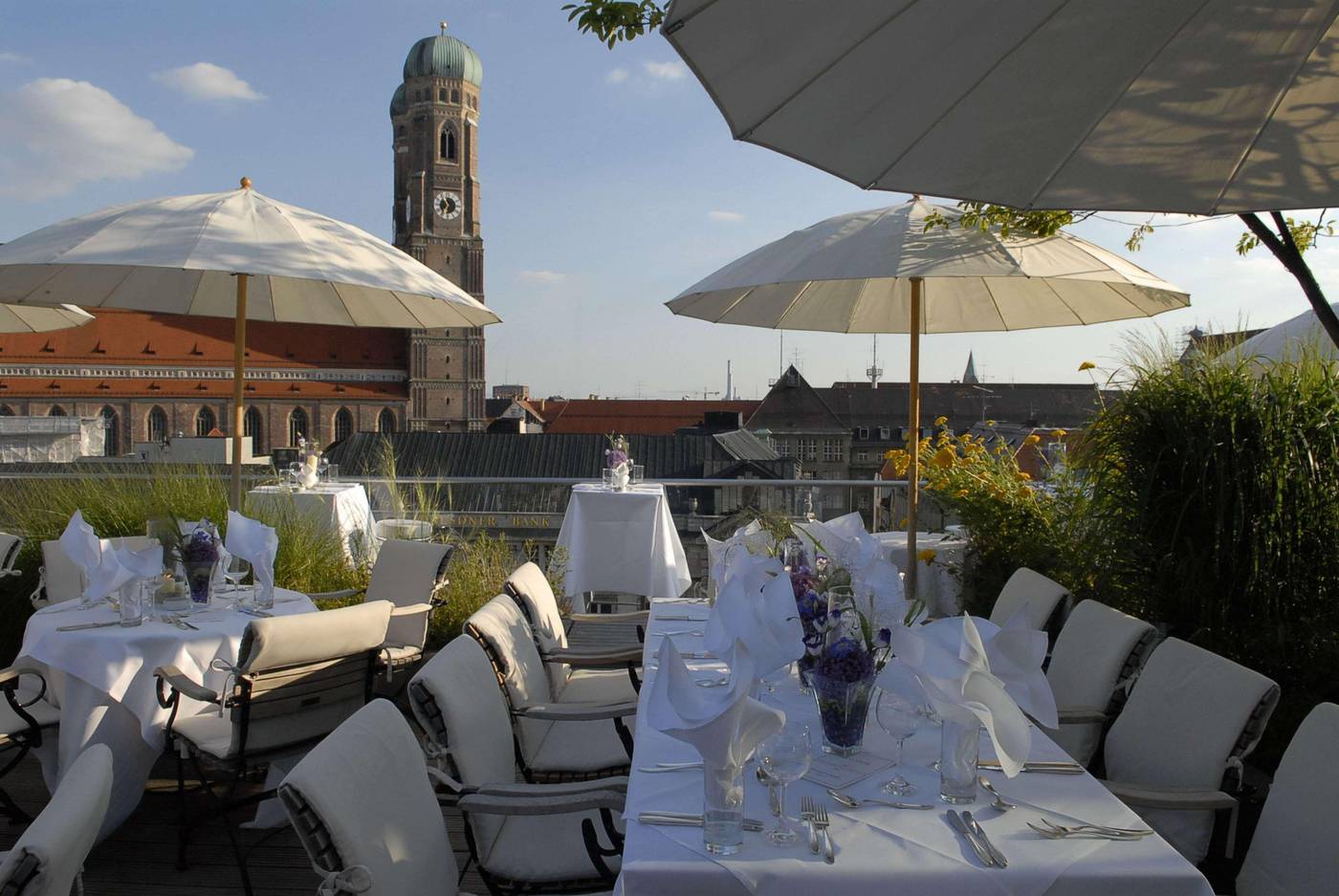 Hotel-Bayerischer-Hof-Munich-Restaurant-59