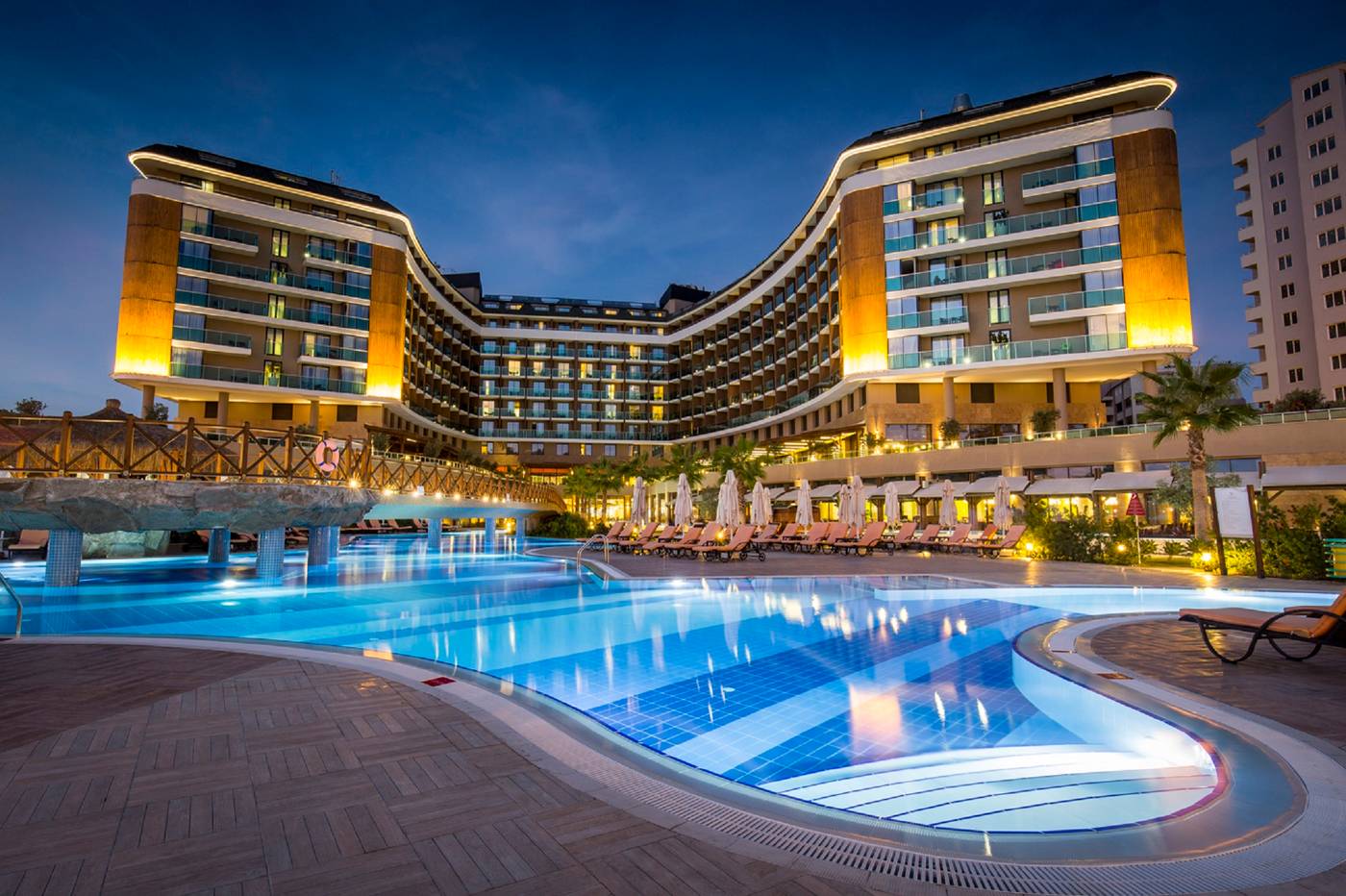 Aska-Lara-Resort---Spa-General-view-2