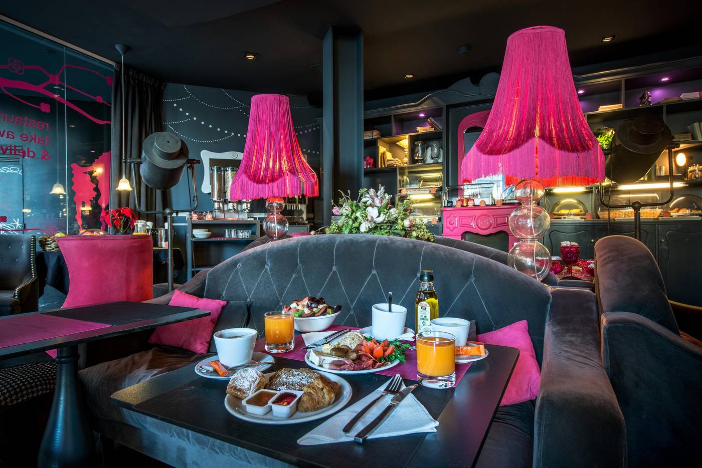 Room-Mate-Alicia-Restaurant-12