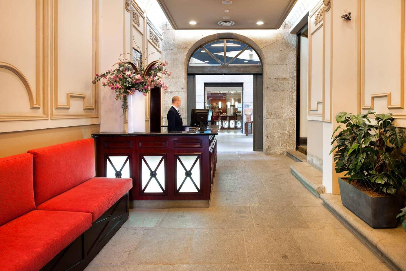 Catalonia-Puerta-del-Sol-Lobby-1