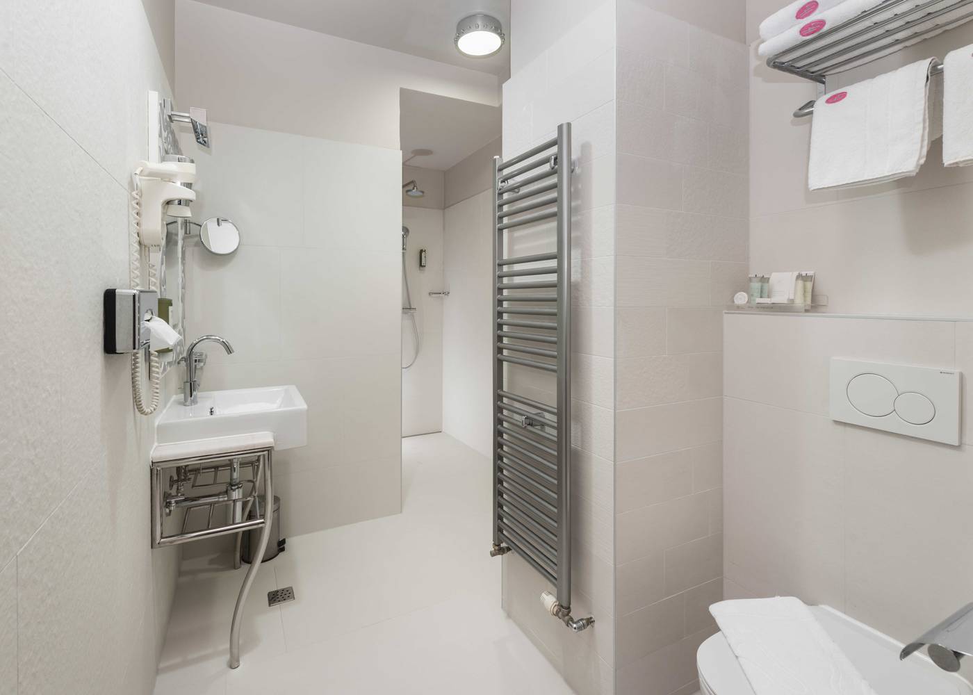 Heritage-Hotel-Bastion-Room-20