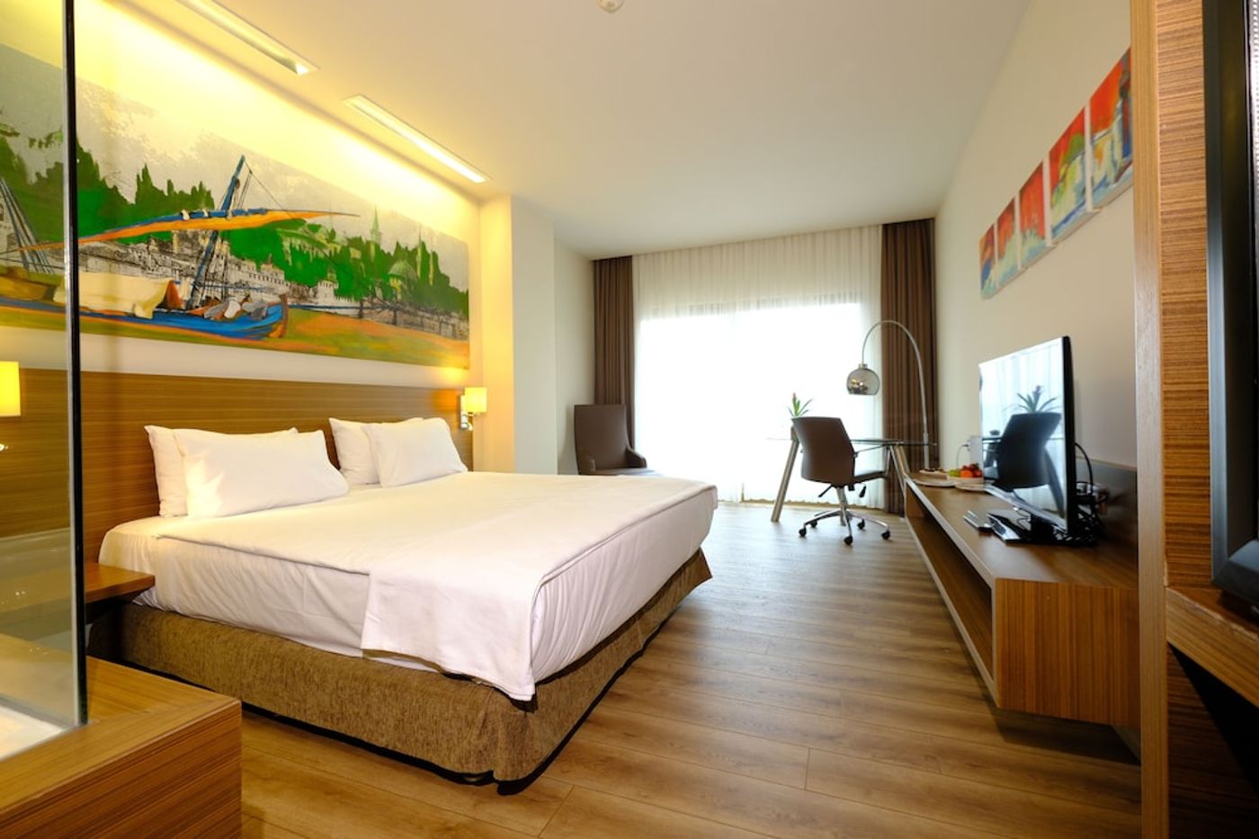 expedia-3161877-26